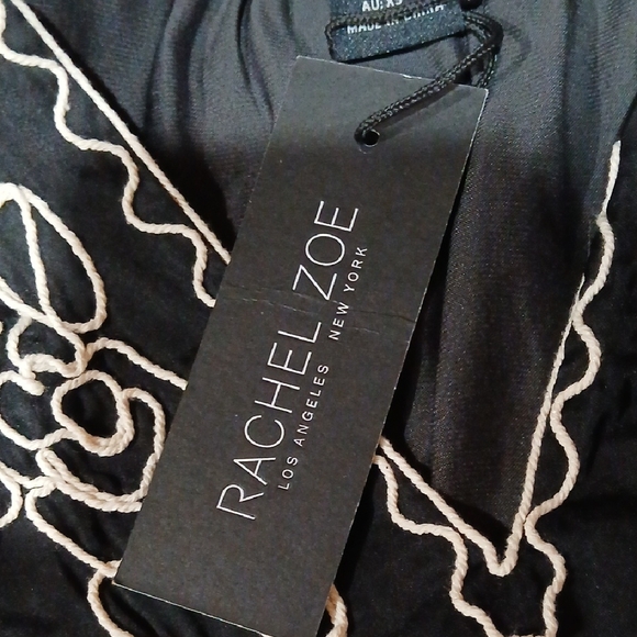 Rachel Zoe Black Top with Cream Floral Design - Picture 6 of 8